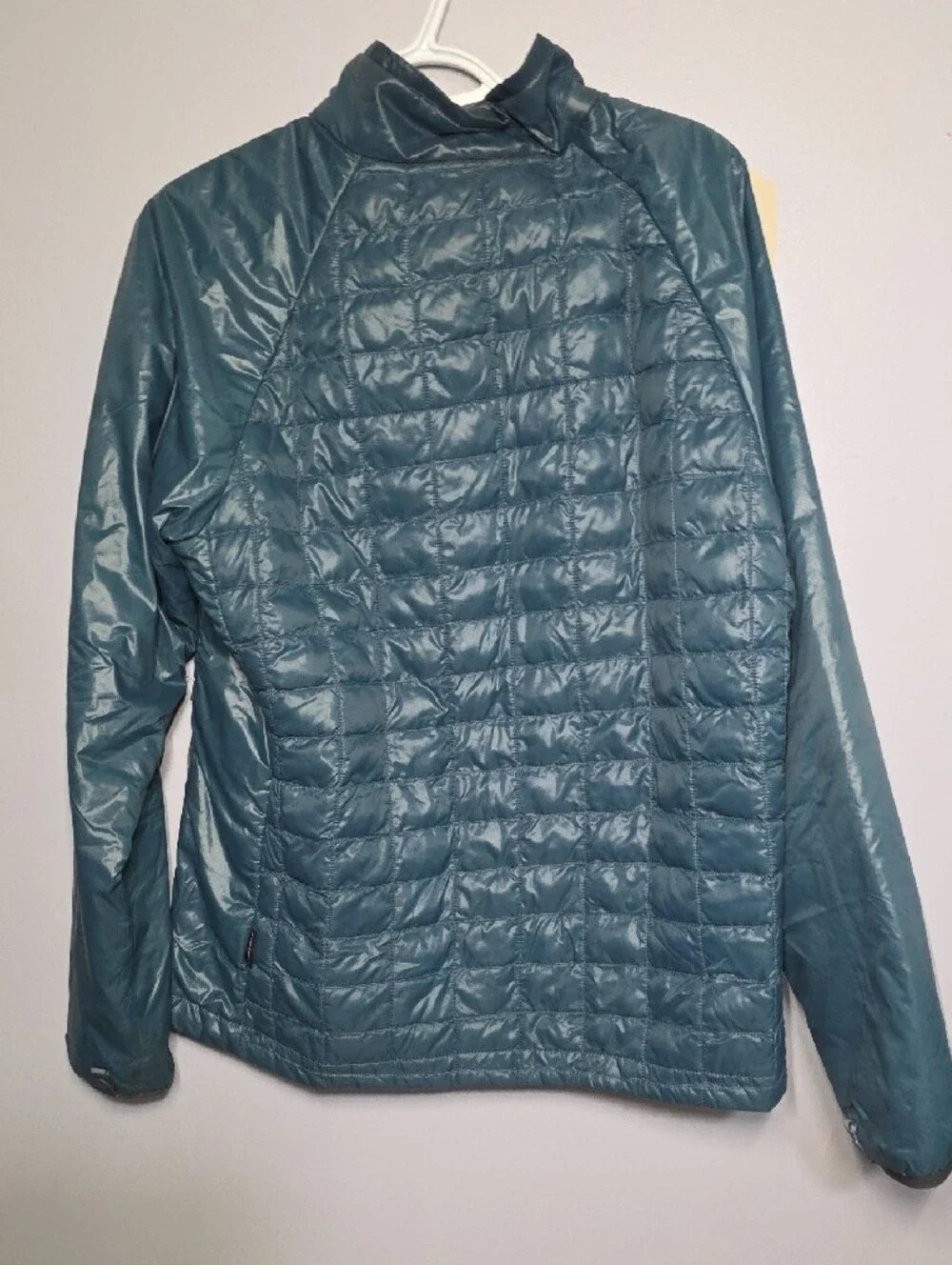 The North Face Men's Teal Lightweight Quilted Jacket - Med